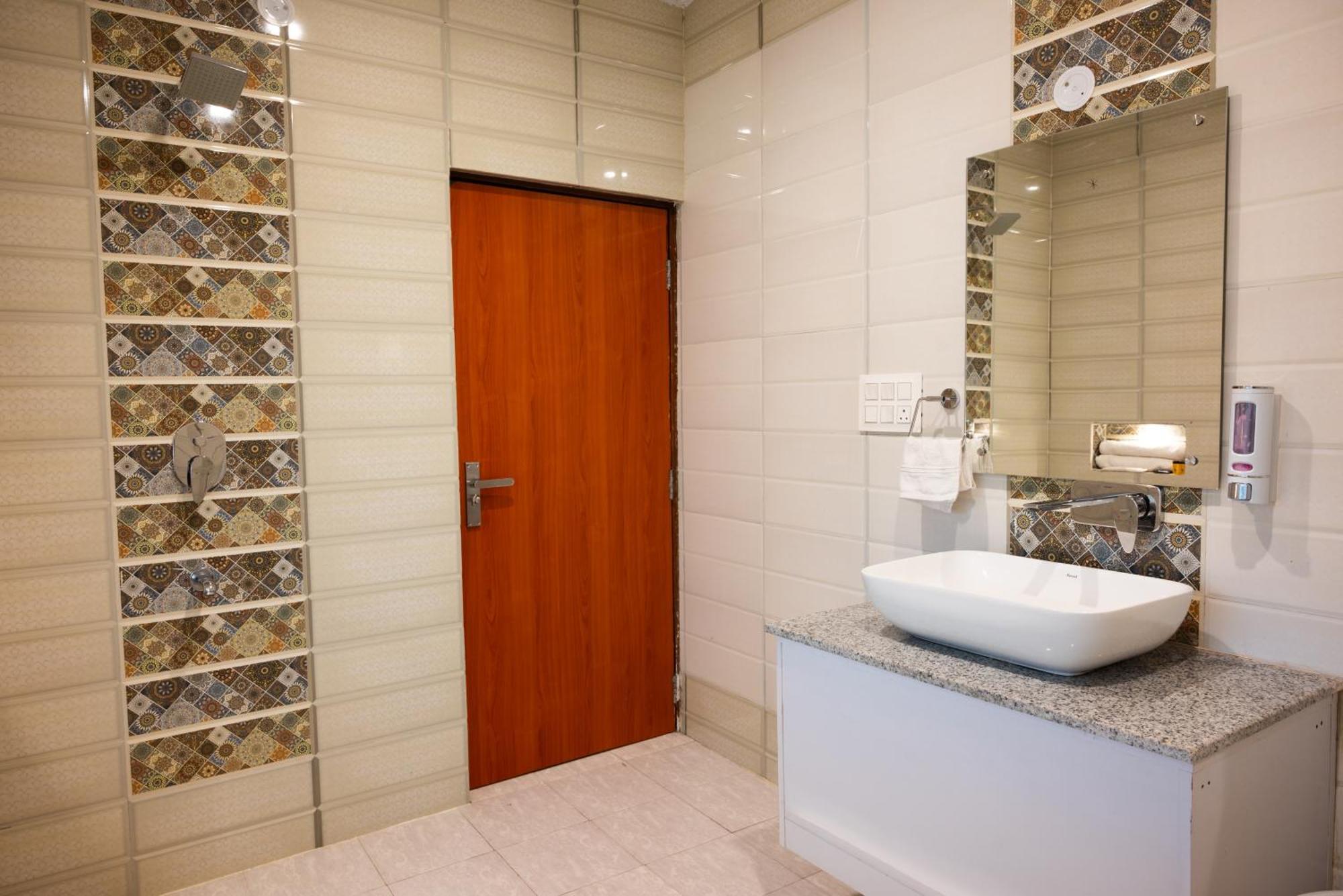 Hotel Sagar Residency - Best Mountain View Hotel In Pālampur מראה חיצוני תמונה