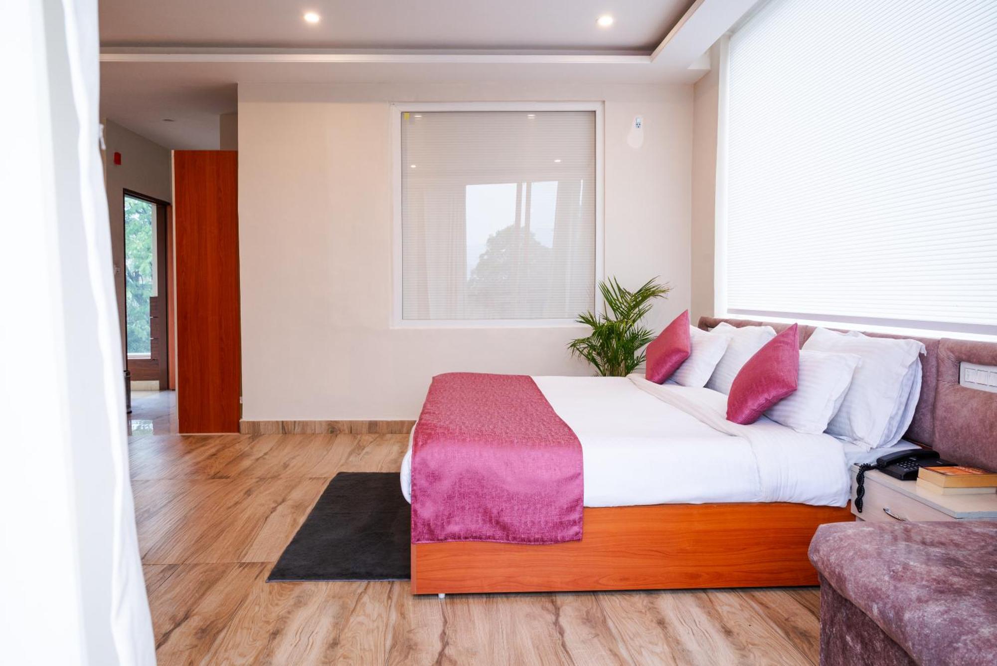 Hotel Sagar Residency - Best Mountain View Hotel In Pālampur מראה חיצוני תמונה